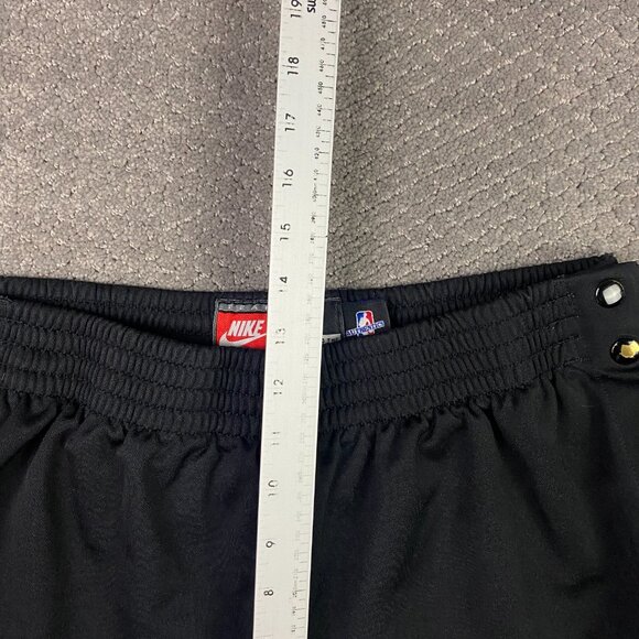 Vintage Nike Chicago Bulls Tear Away Basketball Pants Men's Large Black NBA - Picture 9 of 12
